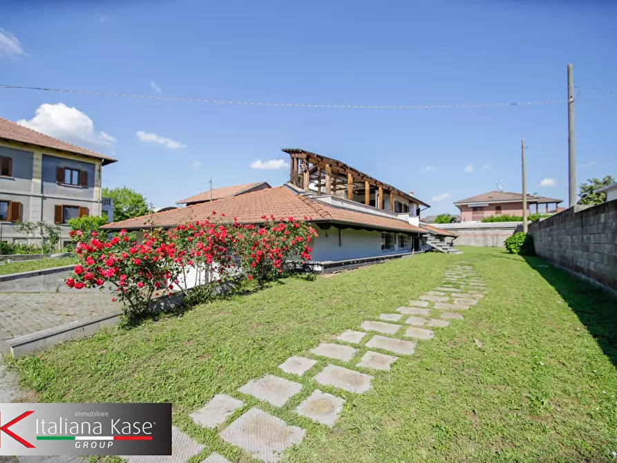 Immagine 2 di Villa in vendita  in CORSO REPUBBLICA 13 a San Giorgio Canavese