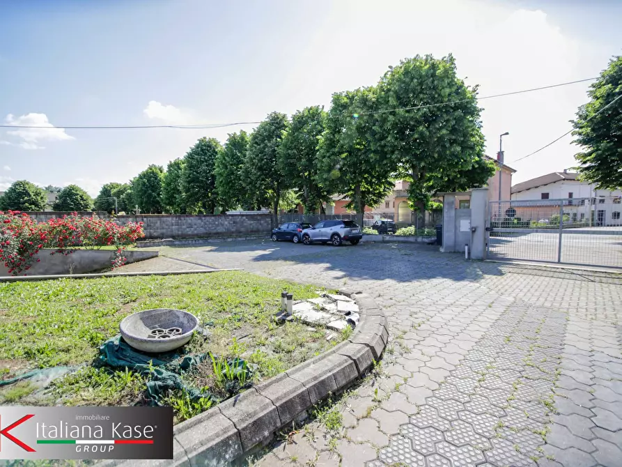 Immagine 4 di Villa in vendita  in CORSO REPUBBLICA 13 a San Giorgio Canavese