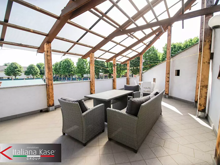 Immagine 8 di Villa in vendita  in CORSO REPUBBLICA 13 a San Giorgio Canavese