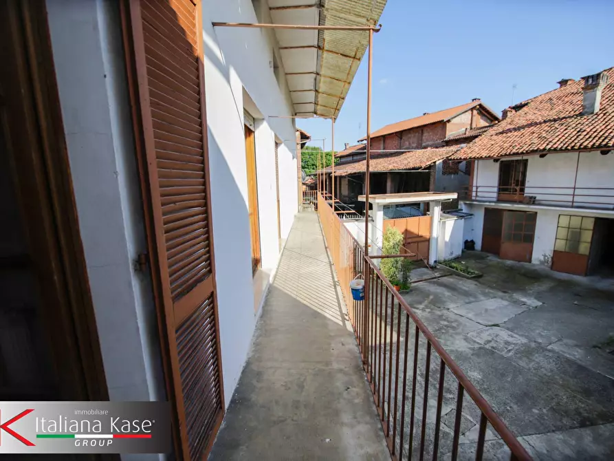 Immagine 26 di Casa semindipendente in vendita  in via stazione 18 a Albiano D'ivrea