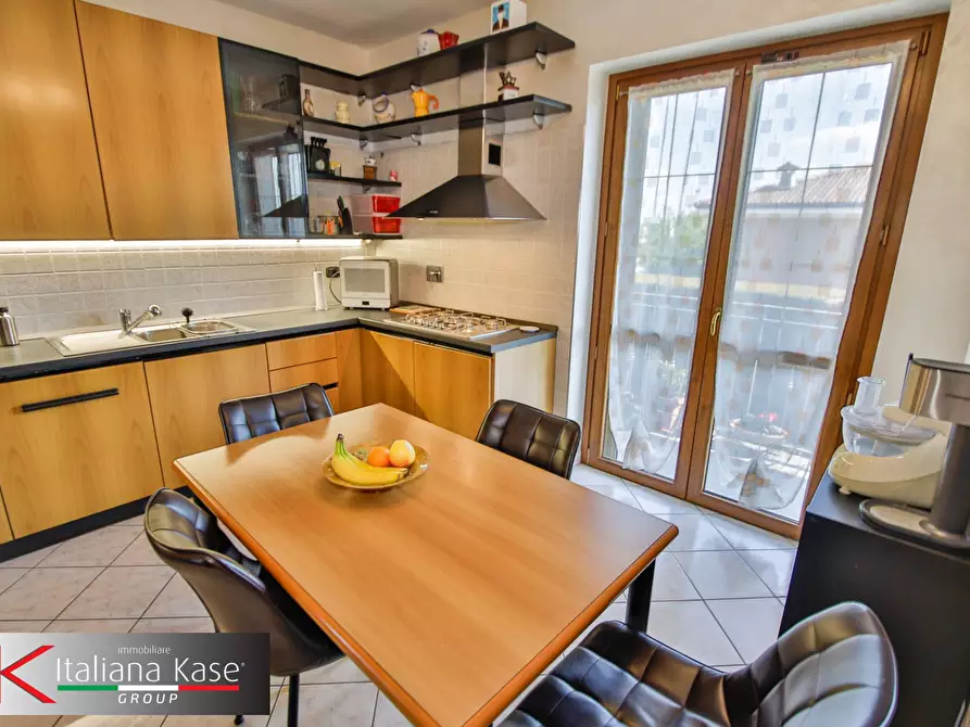 Immagine 22 di Villa in vendita  in vicolo giulio 11 a San Giusto Canavese