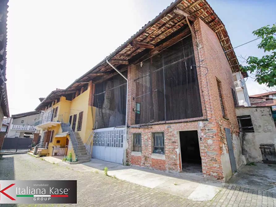 Immagine 3 di Casa semindipendente in vendita  a Cuceglio