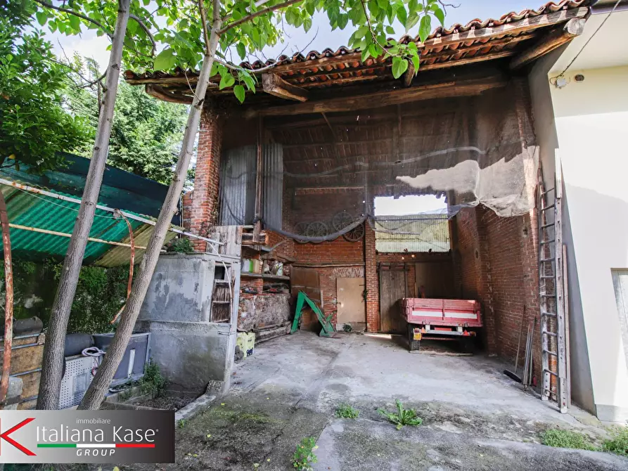 Immagine 4 di Casa semindipendente in vendita  a Cuceglio