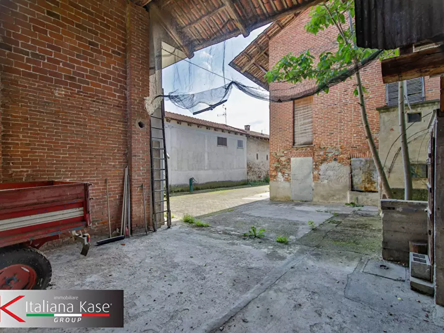 Immagine 5 di Casa semindipendente in vendita  a Cuceglio