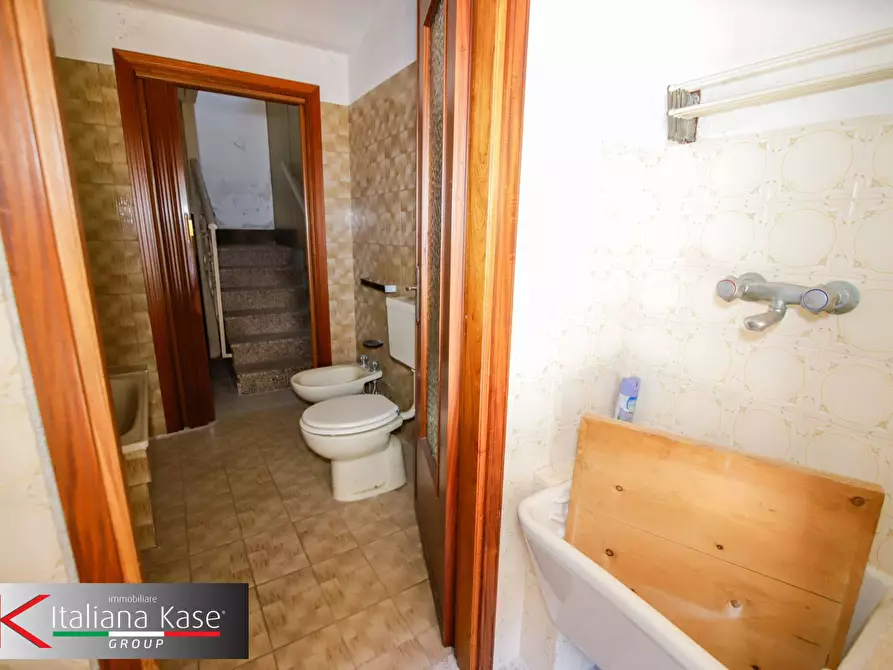 Immagine 9 di Casa semindipendente in vendita  a Cuceglio