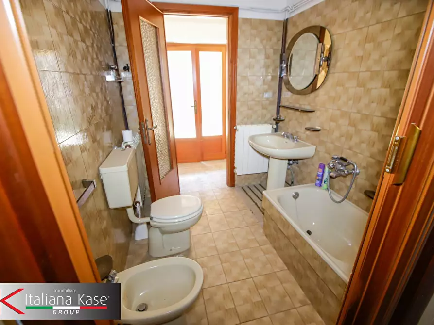 Immagine 11 di Casa semindipendente in vendita  a Cuceglio