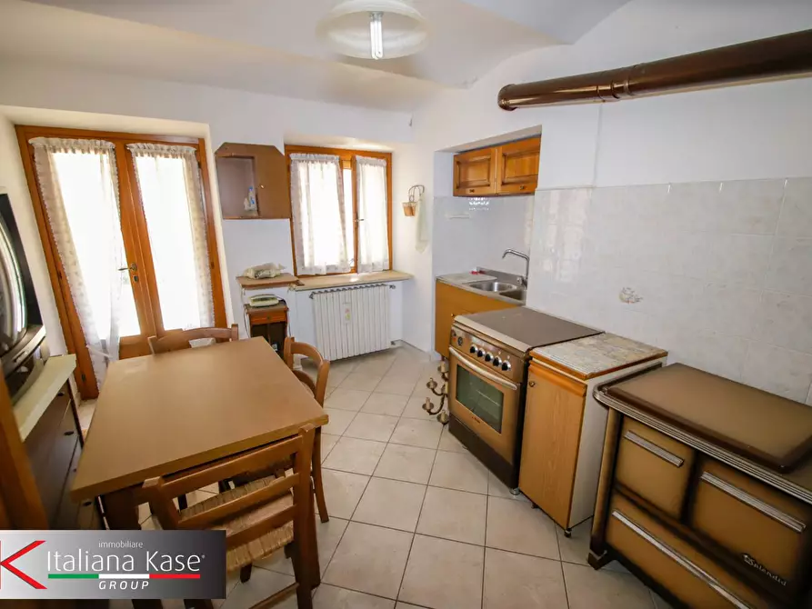 Immagine 21 di Casa semindipendente in vendita  a Cuceglio