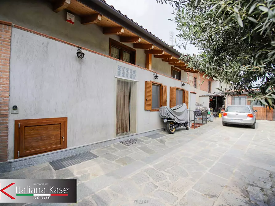 Immagine 3 di Casa semindipendente in vendita  in via vittorio veneto b 27 a Caluso