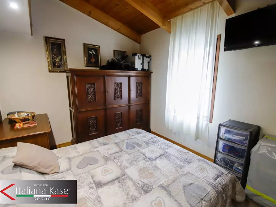 Immagine 28 di Casa semindipendente in vendita  in via vittorio veneto b 27 a Caluso