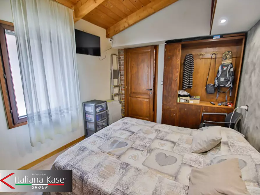 Immagine 29 di Casa semindipendente in vendita  in via vittorio veneto b 27 a Caluso