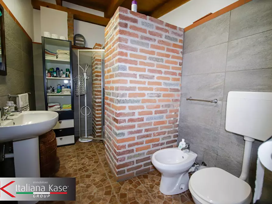 Immagine 26 di Casa semindipendente in vendita  in via vittorio veneto b 27 a Caluso