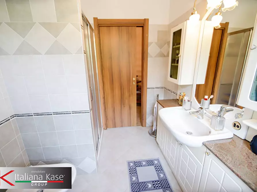 Immagine 15 di Casa semindipendente in vendita  in via vittorio veneto b 27 a Caluso