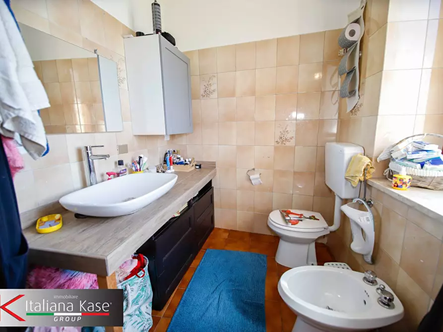 Immagine 19 di Casa semindipendente in vendita  in vicolo vittorio 2 a Albiano D'ivrea