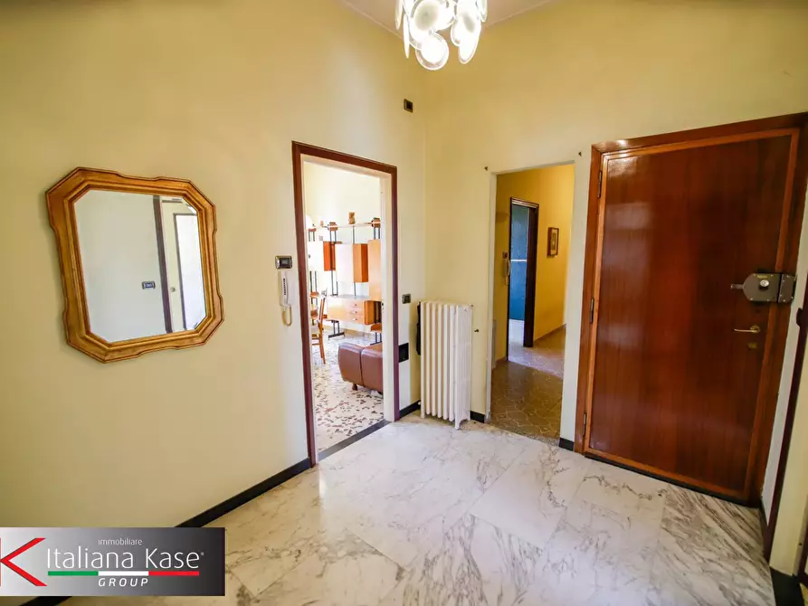 Immagine 12 di Casa semindipendente in vendita  in via Pinetti a Volpiano