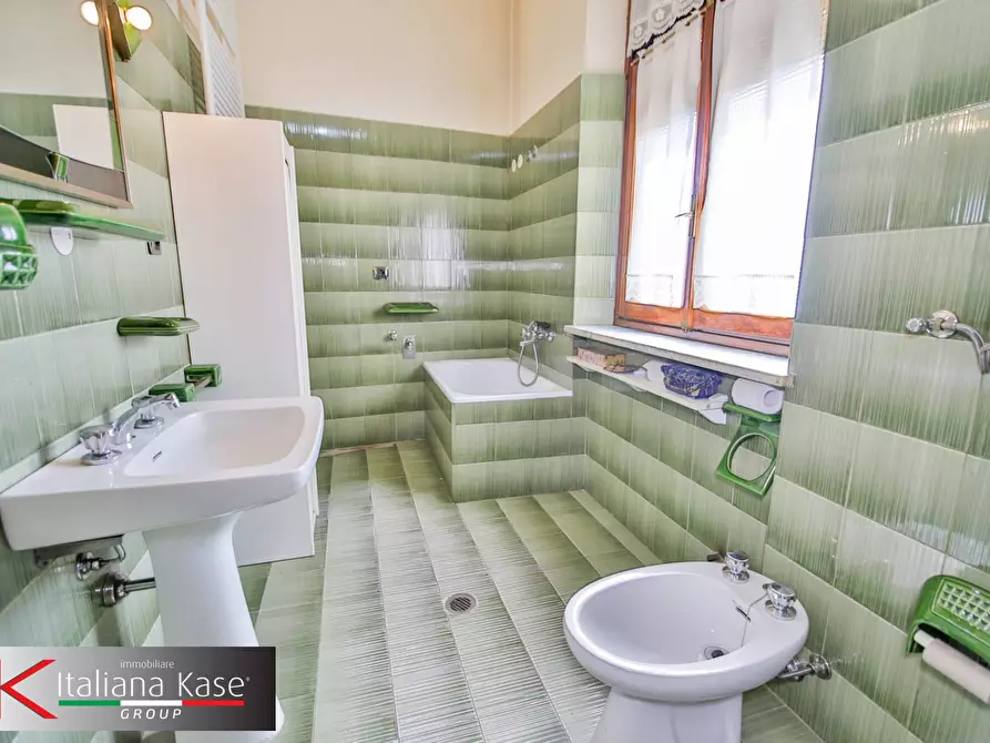 Immagine 13 di Casa semindipendente in vendita  in via Pinetti a Volpiano