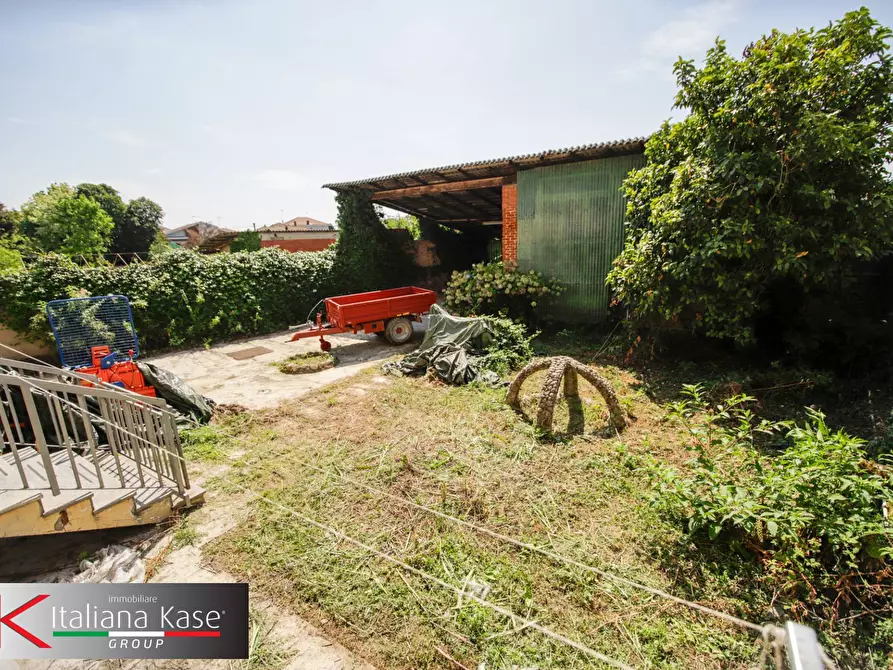 Immagine 76 di Casa semindipendente in vendita  in via Pinetti a Volpiano