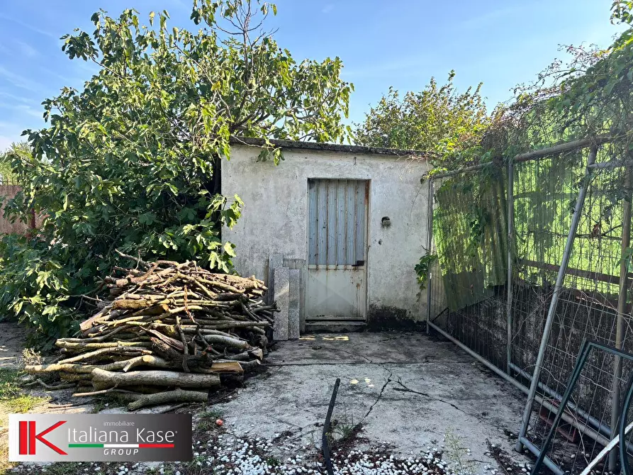 Immagine 12 di Rustico / casale in vendita  in Via Torino a Brandizzo