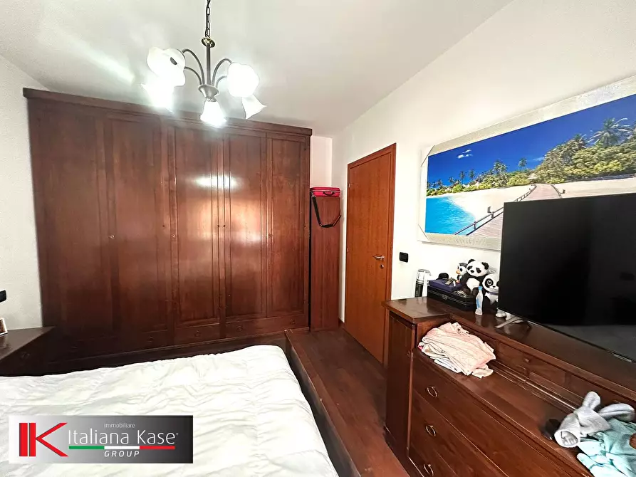 Immagine 9 di Appartamento in vendita  in Via La Thuile a Torino