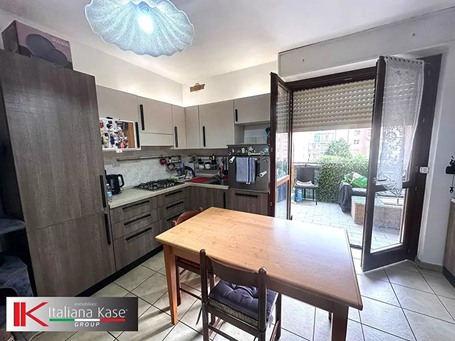 Immagine 6 di Appartamento in vendita  in Via La Thuile a Torino