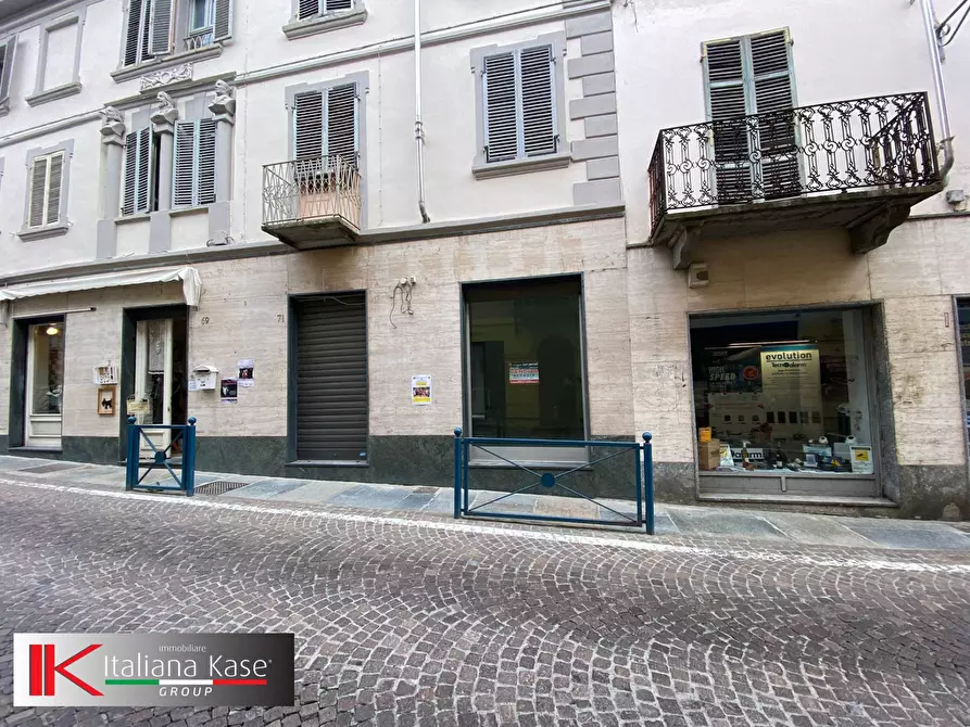 Immagine 12 di Locale commerciale in vendita  in via bettoia 71 a Caluso