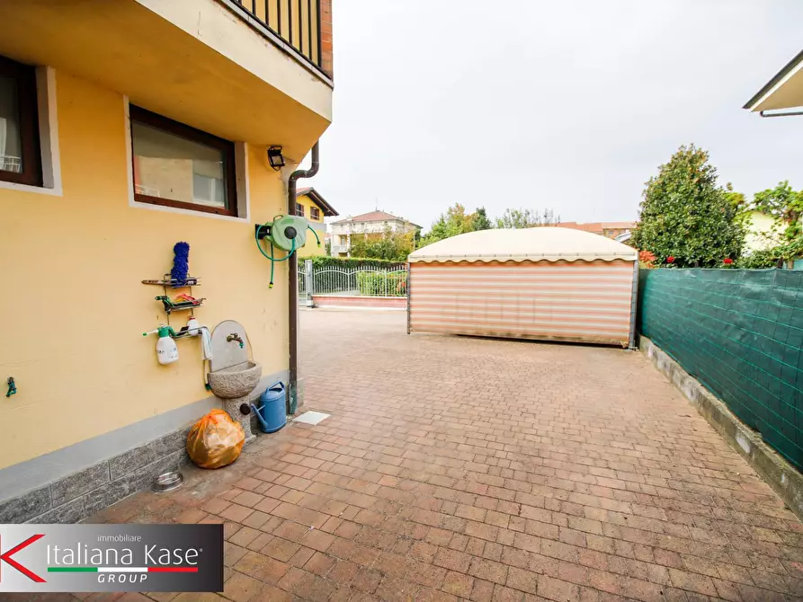 Immagine 5 di Villa in vendita  in corso torino a Caluso