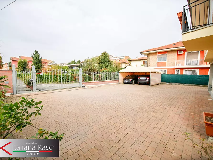 Immagine 45 di Villa in vendita  in corso torino a Caluso