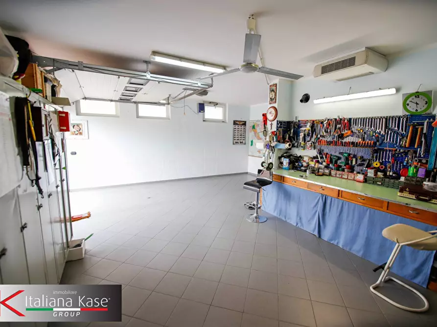 Immagine 43 di Villa in vendita  in corso torino a Caluso