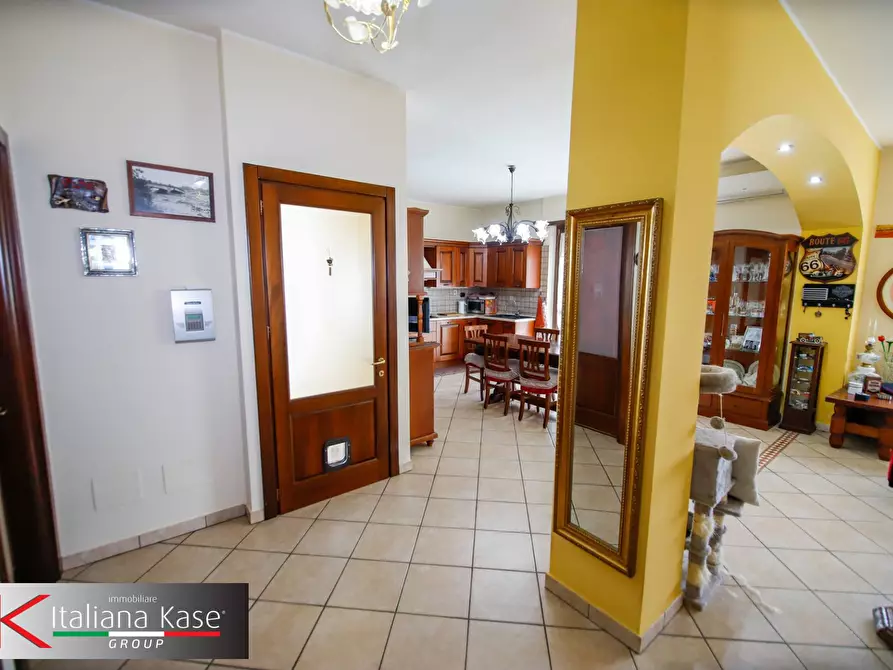 Immagine 11 di Villa in vendita  in corso torino a Caluso