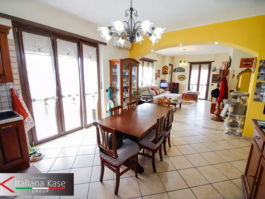 Immagine 13 di Villa in vendita  in corso torino a Caluso