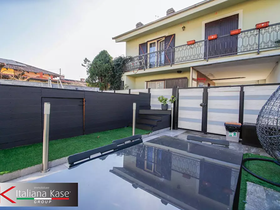 Immagine 40 di Casa semindipendente in vendita  in via primo maggio 15 a Mazzè