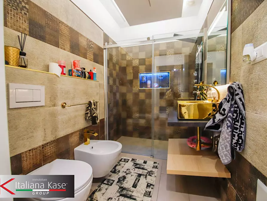 Immagine 15 di Casa semindipendente in vendita  in via primo maggio 15 a Mazzè