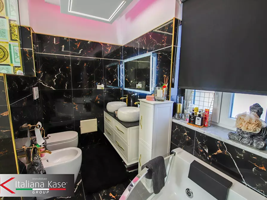 Immagine 36 di Casa semindipendente in vendita  in via primo maggio 15 a Mazzè