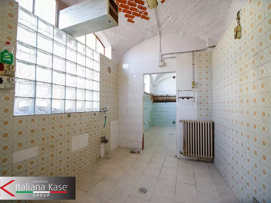 Immagine 21 di Ufficio in affitto  in piazza ubertini 1 a Caluso