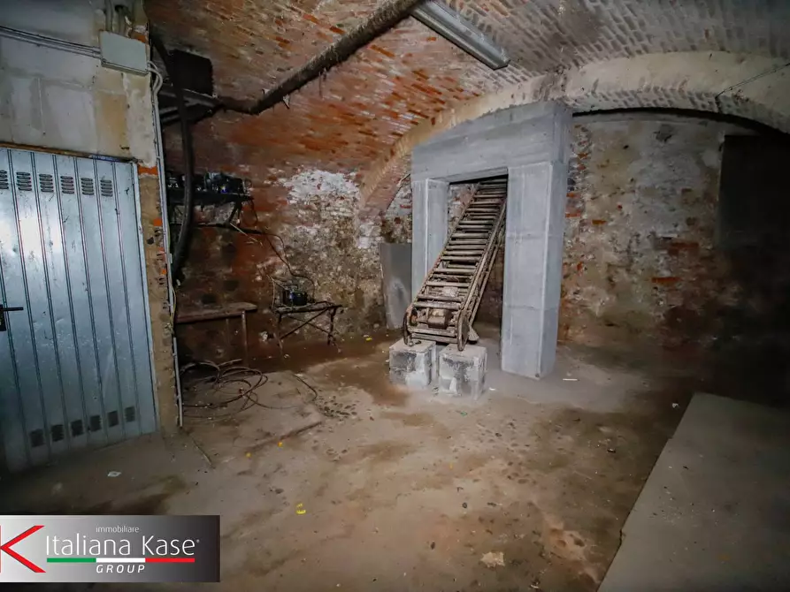 Immagine 32 di Ufficio in affitto  in piazza ubertini 1 a Caluso