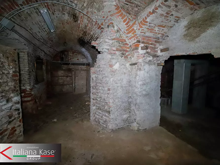 Immagine 36 di Ufficio in affitto  in piazza ubertini 1 a Caluso