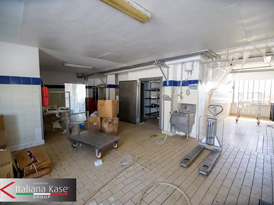 Immagine 9 di Locale commerciale in vendita  in via zenomario 3 a Foglizzo