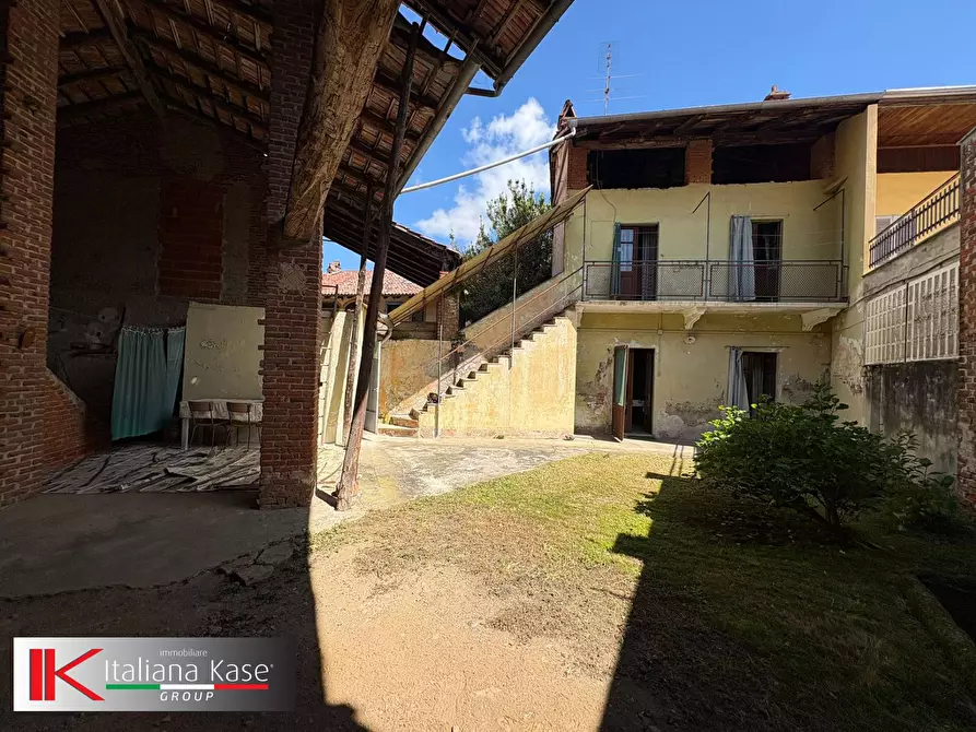 Immagine 1 di Casa semindipendente in vendita  in vicolo broglio 2 a Albiano D'ivrea