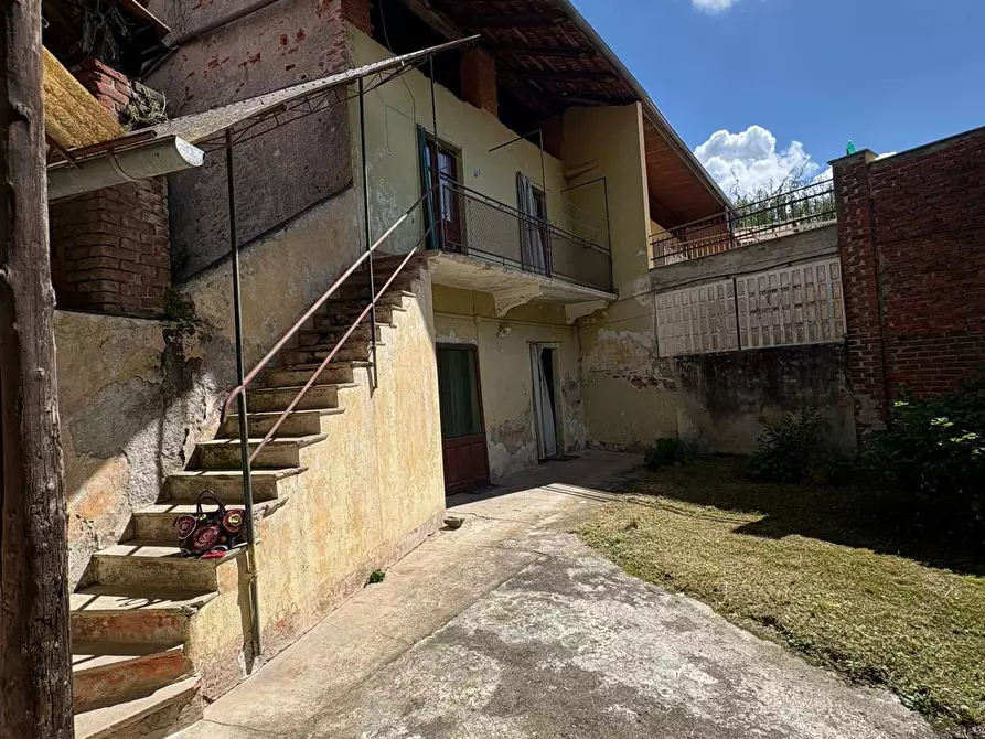 Immagine 12 di Casa semindipendente in vendita  in vicolo broglio 2 a Albiano D'ivrea