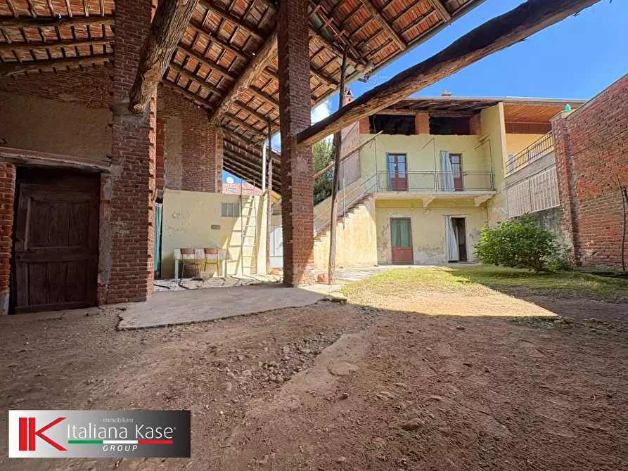 Immagine 17 di Casa semindipendente in vendita  in vicolo broglio 2 a Albiano D'ivrea