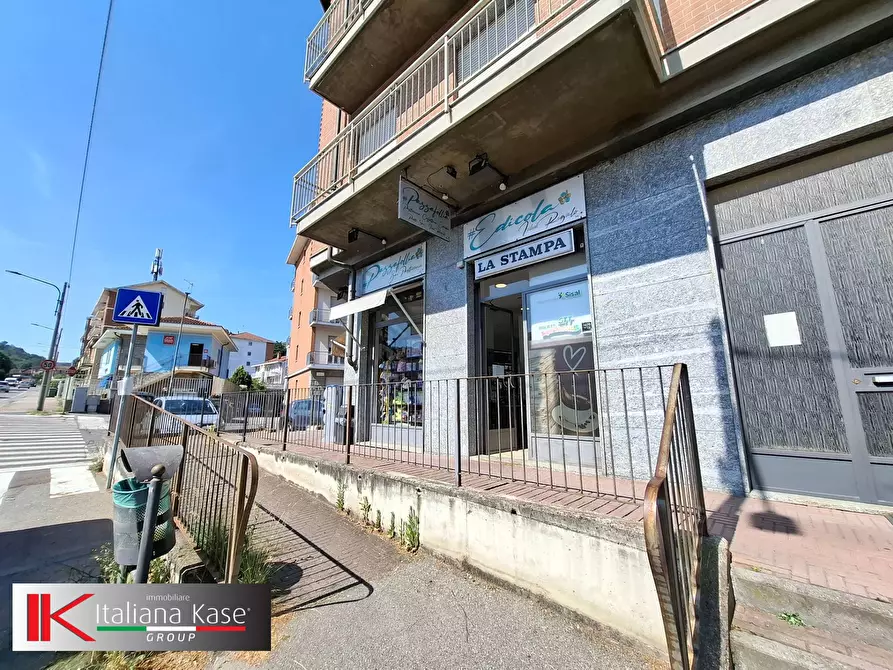 Immagine 3 di Attività commerciale in vendita  in via Circonvallazione a Bruino