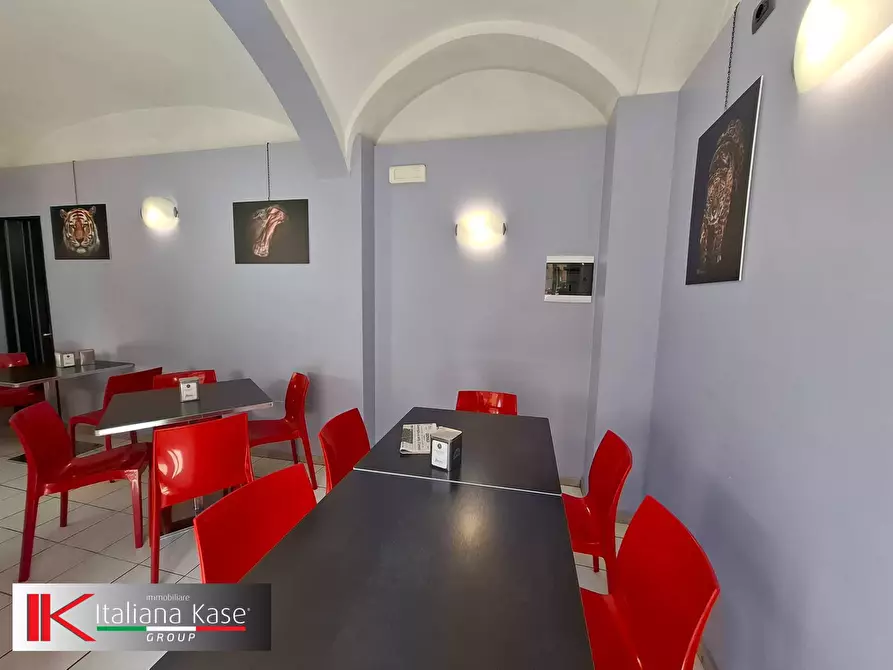 Immagine 12 di Attività commerciale in vendita  in C.so Italia a Bruino