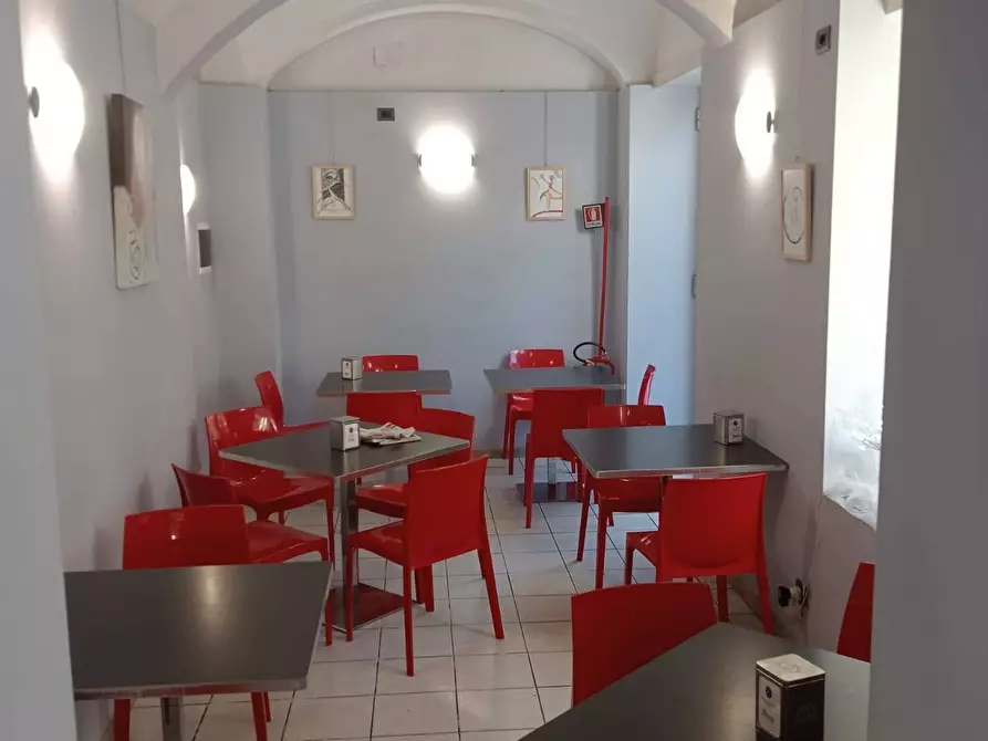 Immagine 15 di Attività commerciale in vendita  in C.so Italia a Bruino