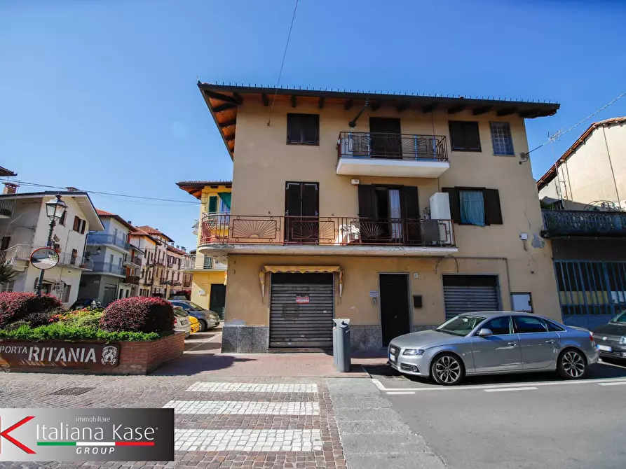Immagine 3 di Locale commerciale in affitto  in via iavelli a San Giorgio Canavese
