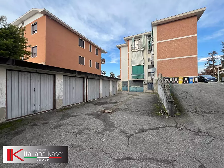 Immagine 1 di Box auto in vendita  in Via Berardi a Brandizzo