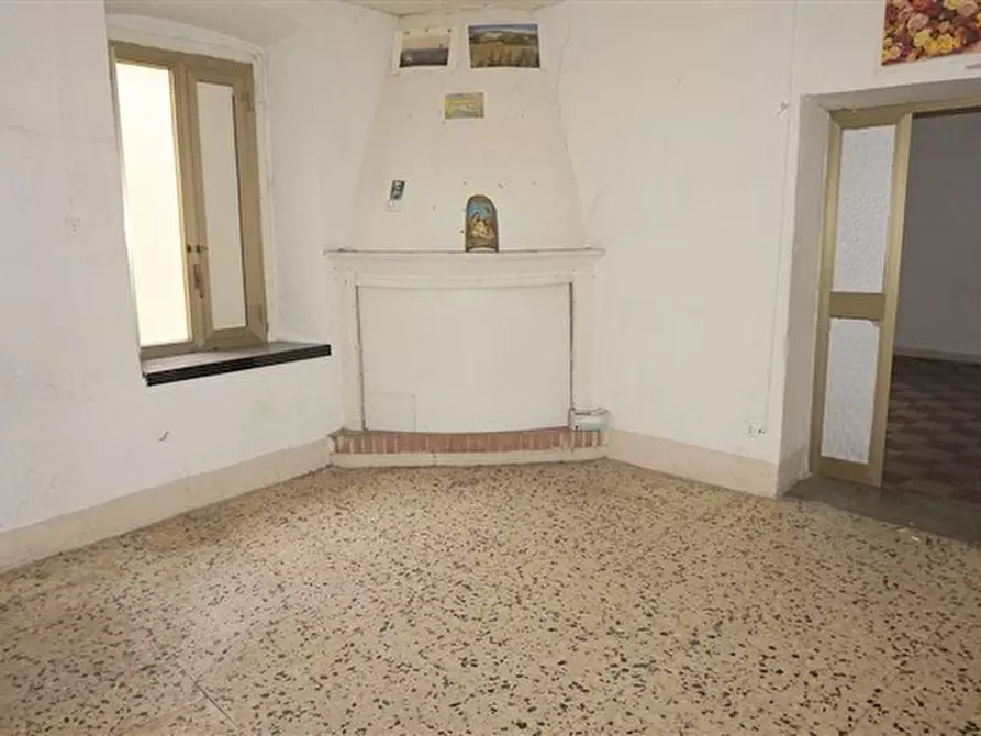 Immagine 3 di Palazzo in vendita  in via San Biagio a Spezzano Della Sila