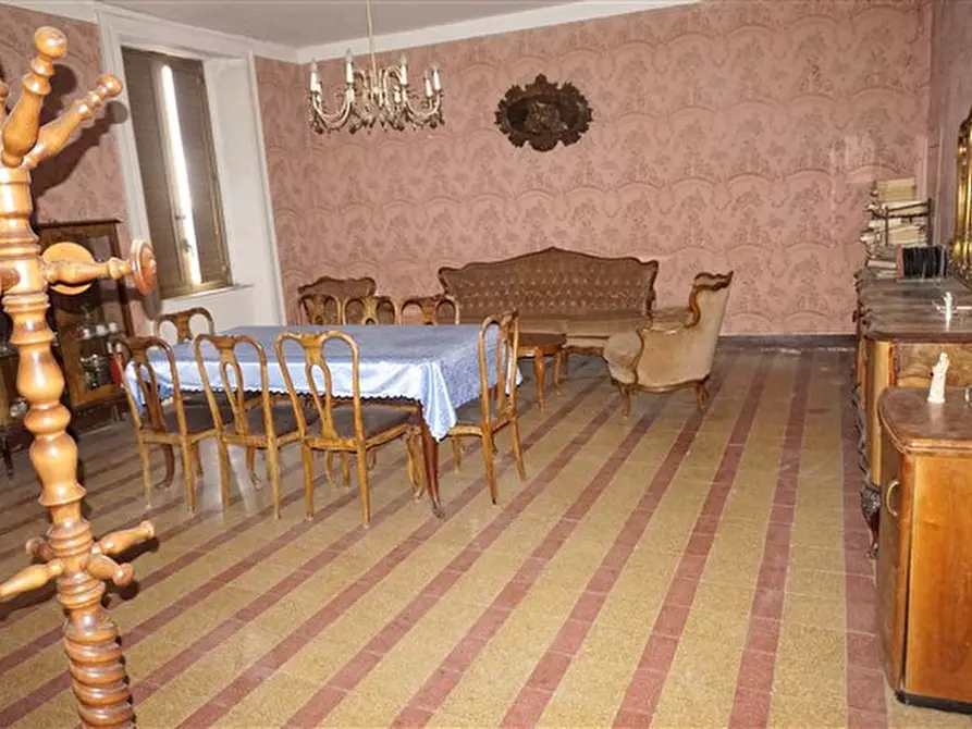 Immagine 18 di Palazzo in vendita  in via San Biagio a Spezzano Della Sila