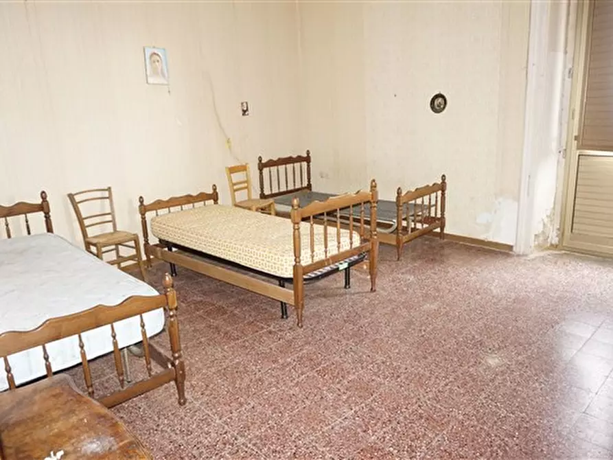 Immagine 13 di Palazzo in vendita  in via San Biagio a Spezzano Della Sila