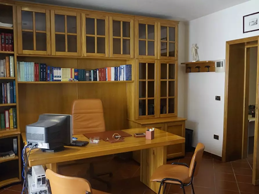 Immagine 9 di Appartamento in vendita  in via Roma 185 a Spezzano Della Sila