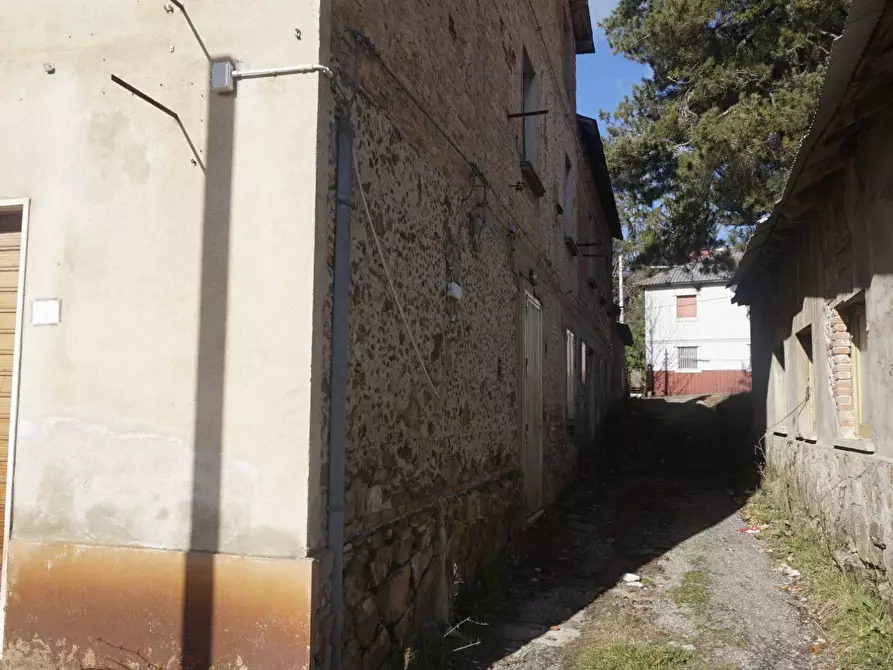 Immagine 5 di Casa indipendente in vendita  a Spezzano Della Sila