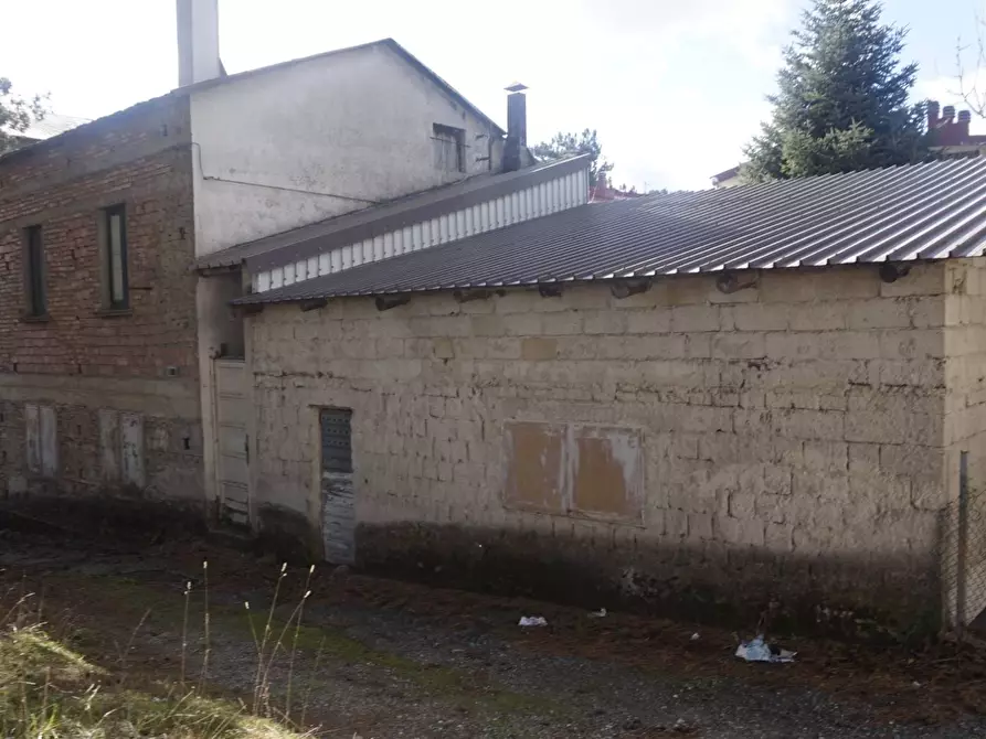 Immagine 10 di Casa indipendente in vendita  a Spezzano Della Sila